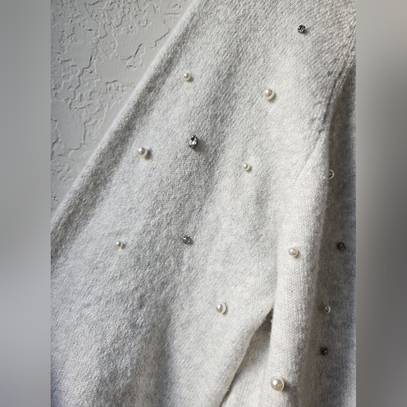 Draper James RSVP Long Sleeve Gray Jeweled Sweater Size Large - Picture 11 of 15